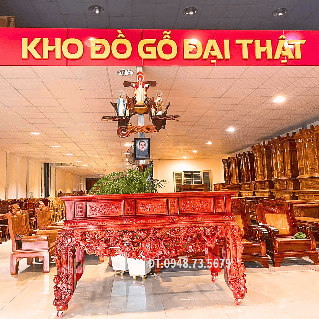 SẬP THỜ CÚNG GIA TIÊN CHẠM MAI ĐIỂU GỖ HƯƠNG ĐỎ - STH3
